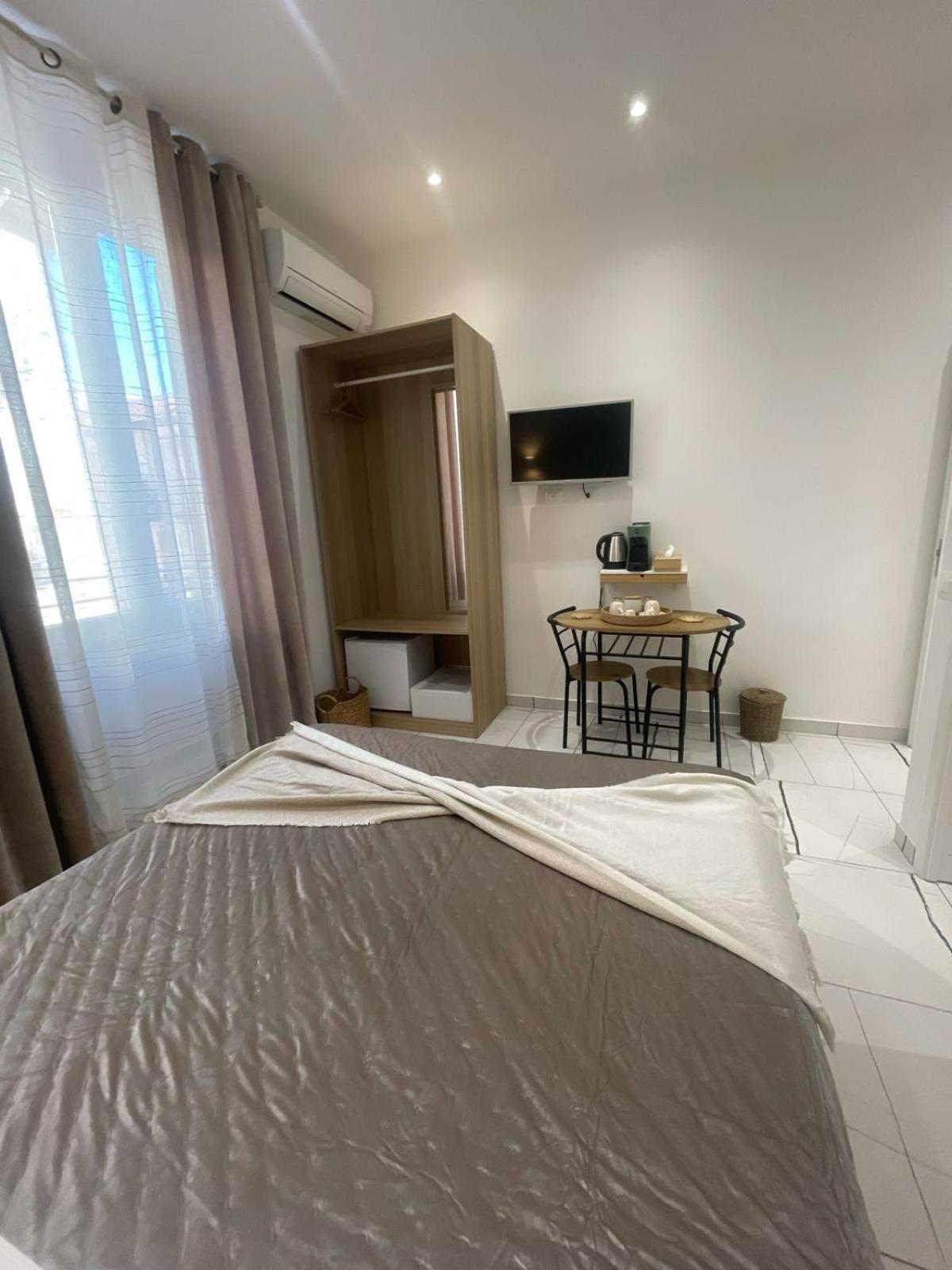 Laura Rooms La Spezia Exterior photo
